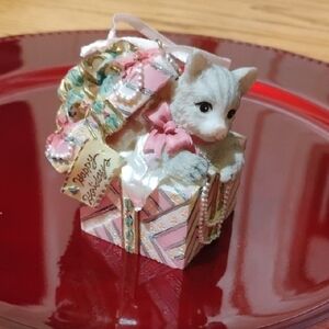 Cat in Gift Musical Box Figurine Happy Holidays
